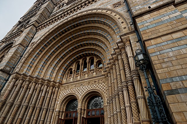 UK/Ireland: Sir David Attenborough to Present New Immersive Experience at the Natural History Museum